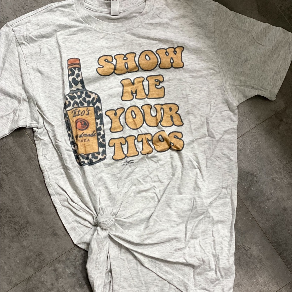 ❌SOLD❌ hippie runner | show me your Tito’s tee
